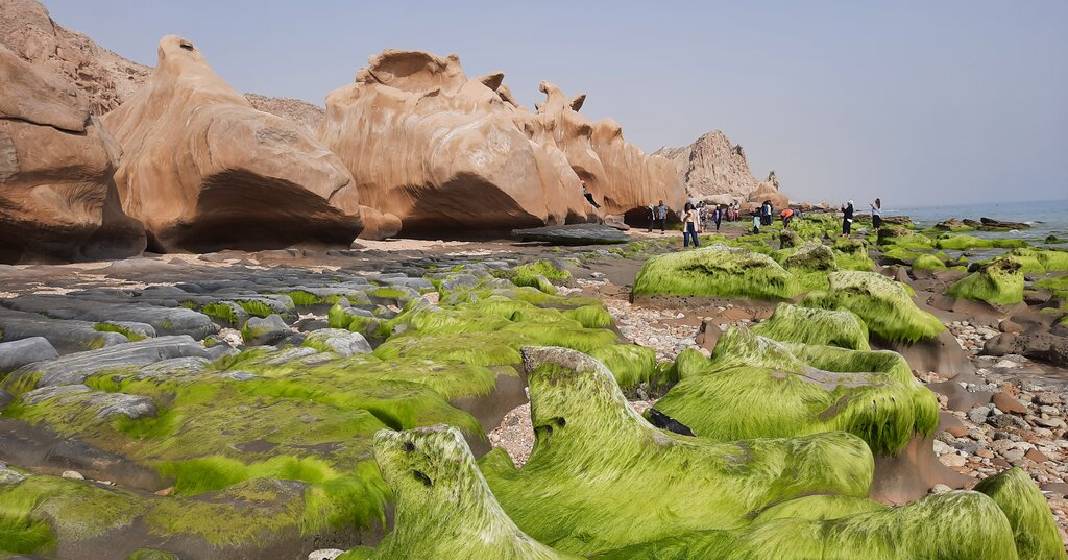 ساحل-مکسر؛-زیباترین-ساحل-صخره_ای-جنوب-ایران